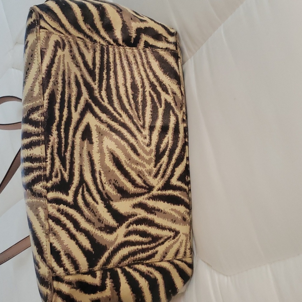 Purse - Picture 3 of 8